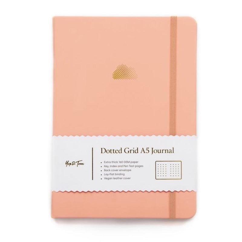 Yop & Tom A5 Bullet Journal | Wolk | Pastel Peach